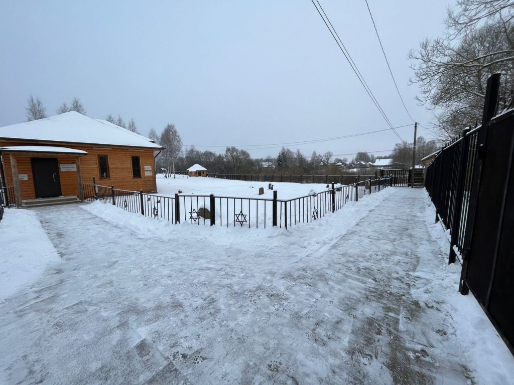 Зима в Любавичах